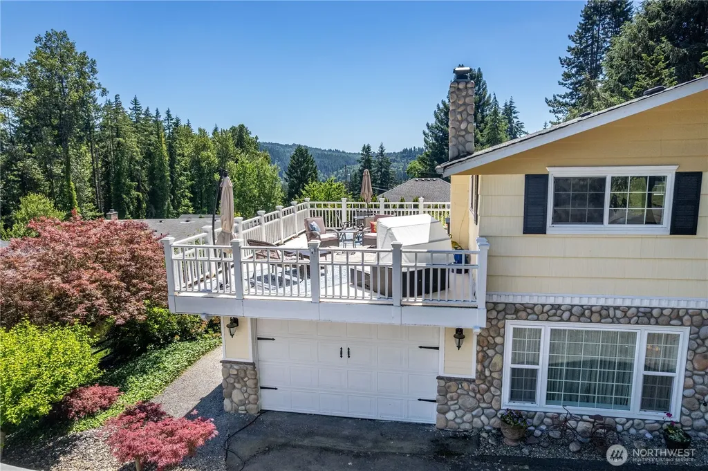 2408 N Greeley Drive Kelso WA 98626