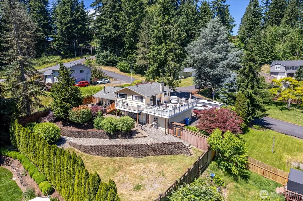 2408 N Greeley Drive Kelso WA 98626