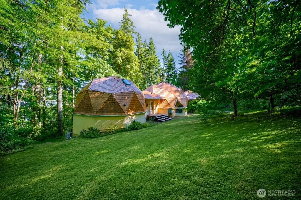 12 SE Oyster Beach Road Shelton WA 98584
