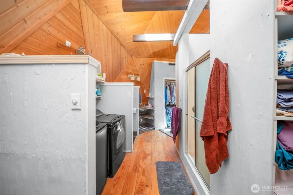 12 SE Oyster Beach Road Shelton WA 98584