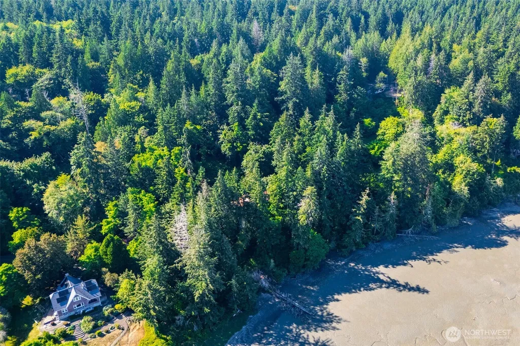 12 SE Oyster Beach Road Shelton WA 98584
