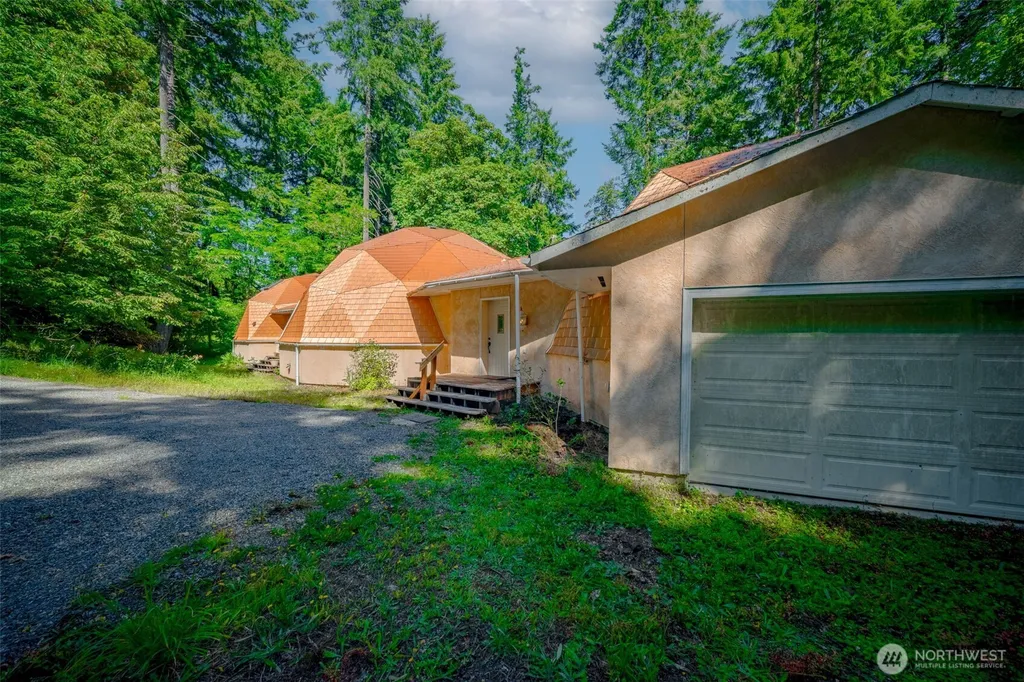 12 SE Oyster Beach Road Shelton WA 98584