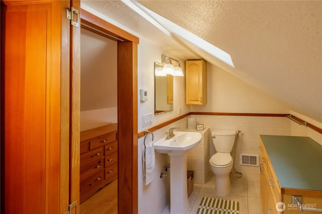 902 Frederick Street SE Olympia WA 98501