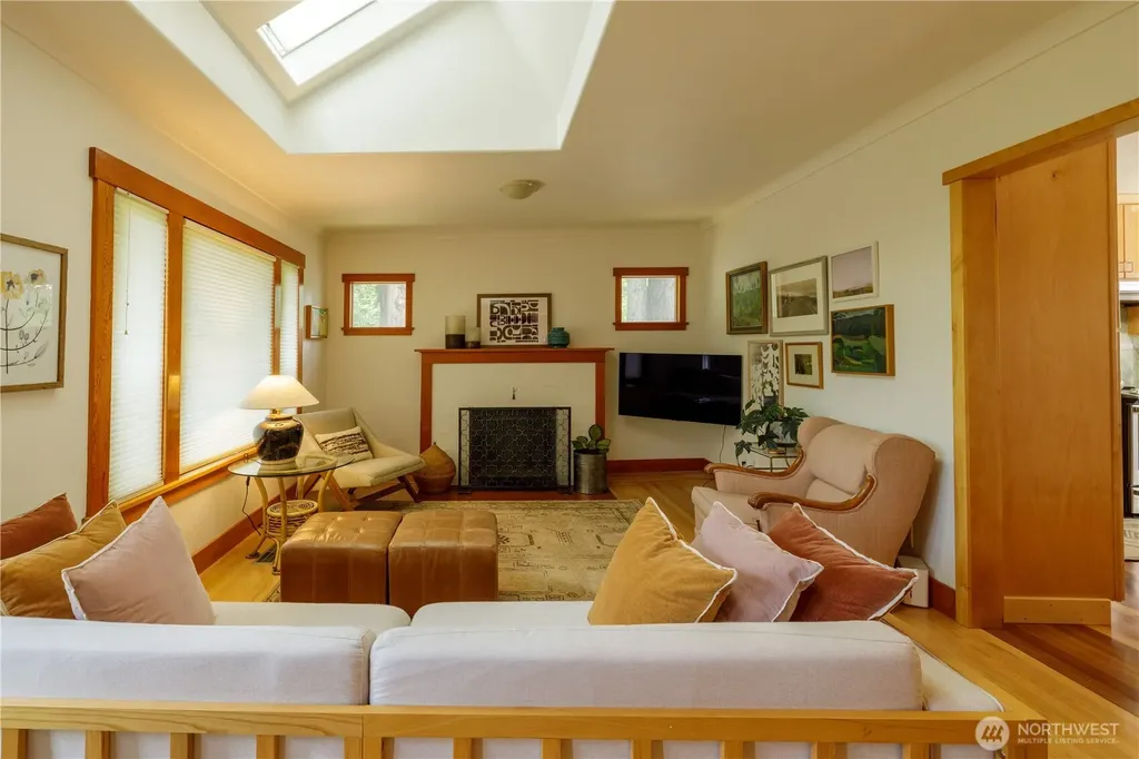 902 Frederick Street SE Olympia WA 98501