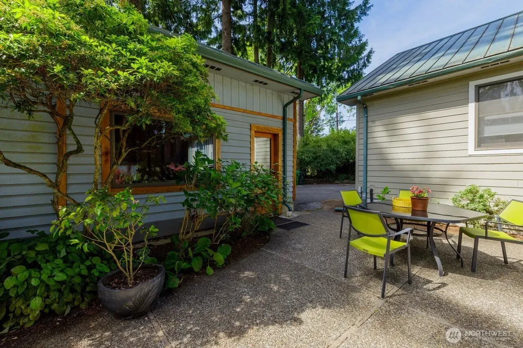 902 Frederick Street SE Olympia WA 98501