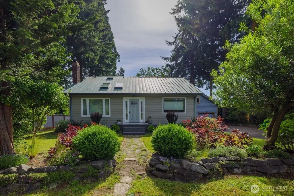 902 Frederick Street SE Olympia WA 98501