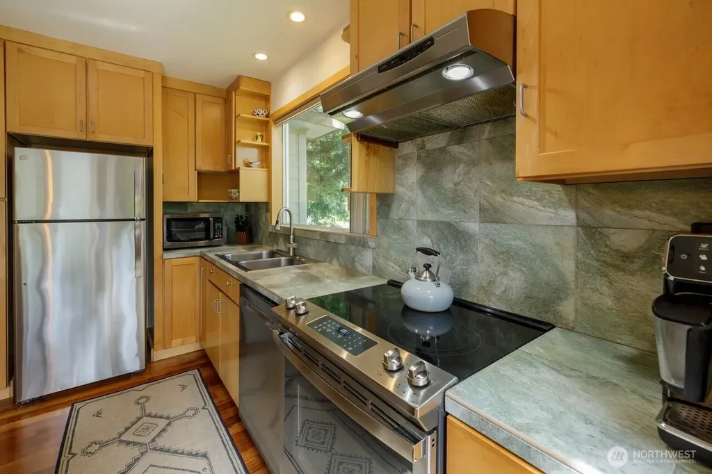 902 Frederick Street SE Olympia WA 98501