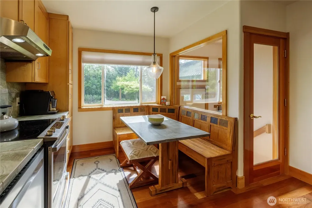 902 Frederick Street SE Olympia WA 98501