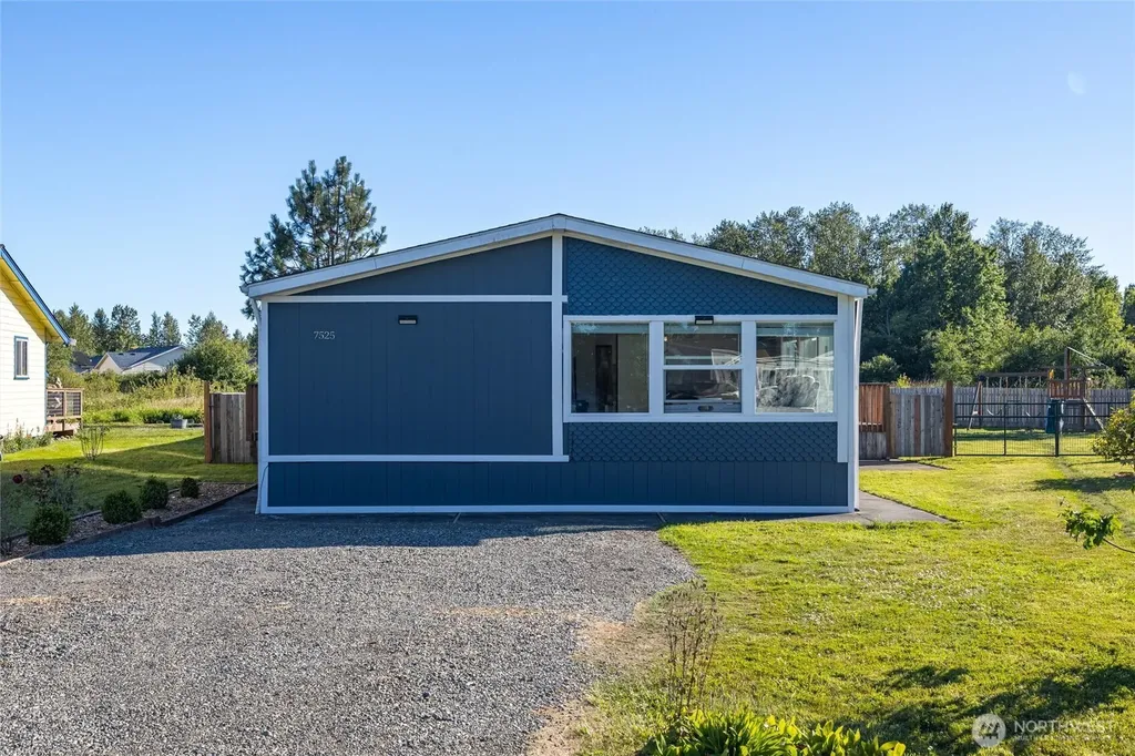 7525 Roblee Drive Blaine WA 98230
