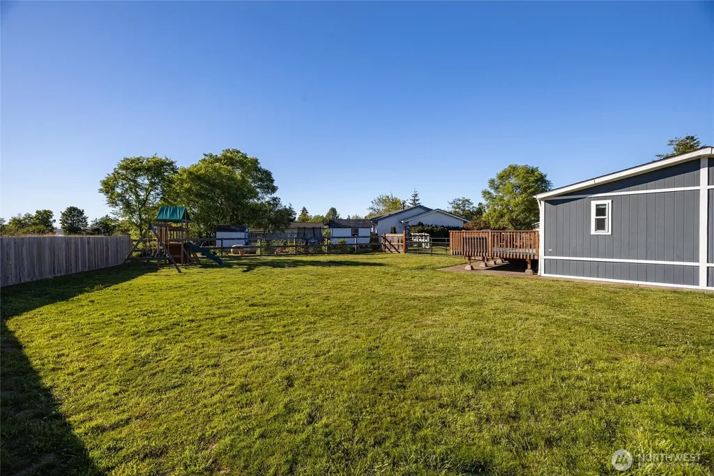 7525 Roblee Drive Blaine WA 98230