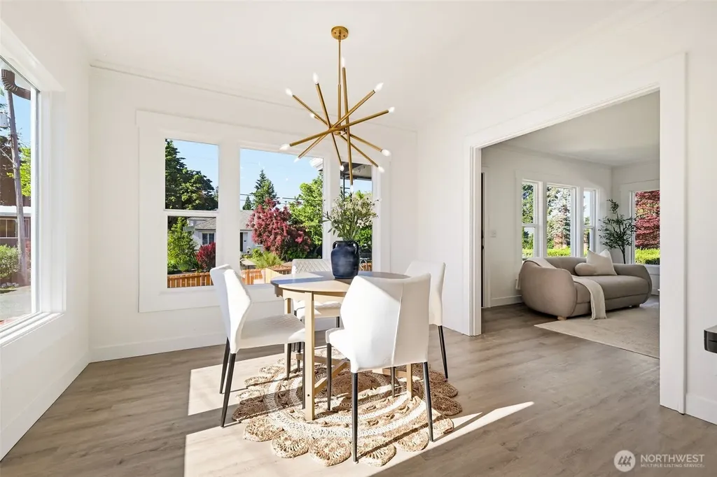 515 N 122nd Street Seattle WA 98133
