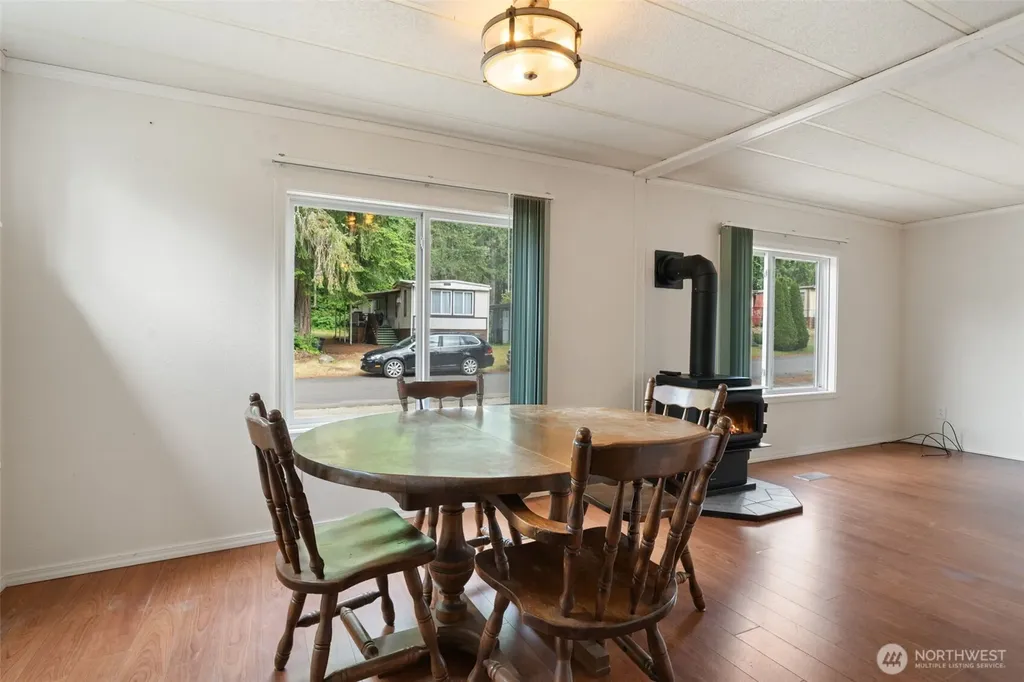 6521 SE Mile Hill Drive Port Orchard WA 98366