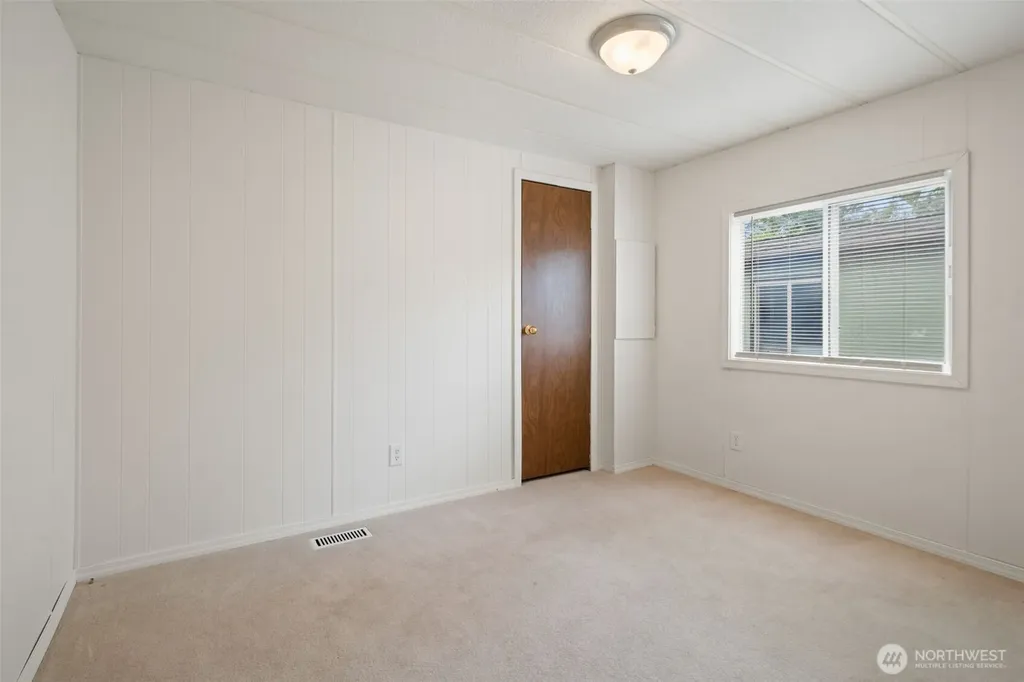 6521 SE Mile Hill Drive Port Orchard WA 98366