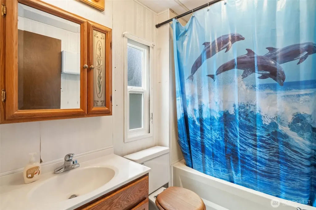 6521 SE Mile Hill Drive Port Orchard WA 98366