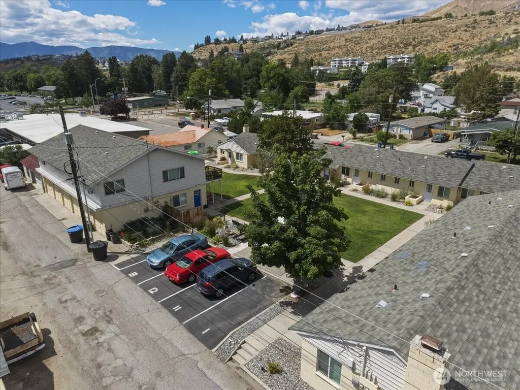 315 W Gibson Avenue Chelan WA 98816