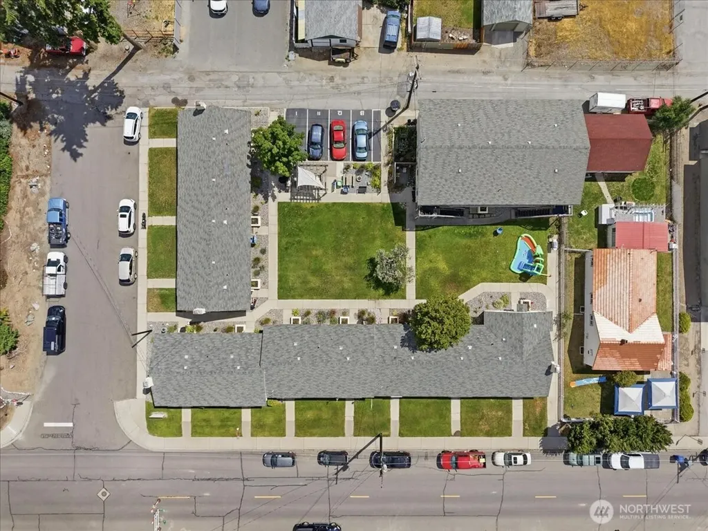 315 W Gibson Avenue Chelan WA 98816