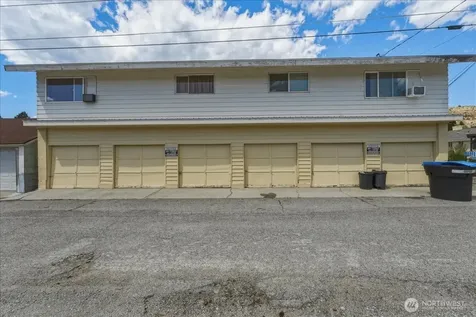 315 W Gibson Avenue Chelan WA 98816
