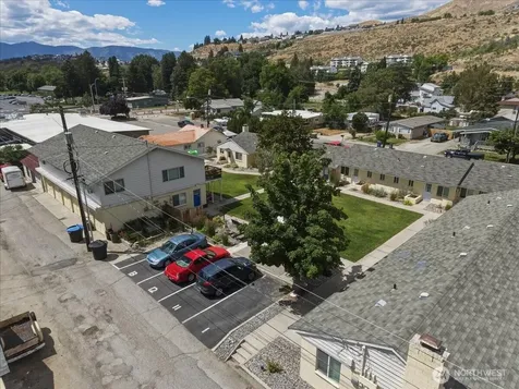 315 W Gibson Avenue Chelan WA 98816