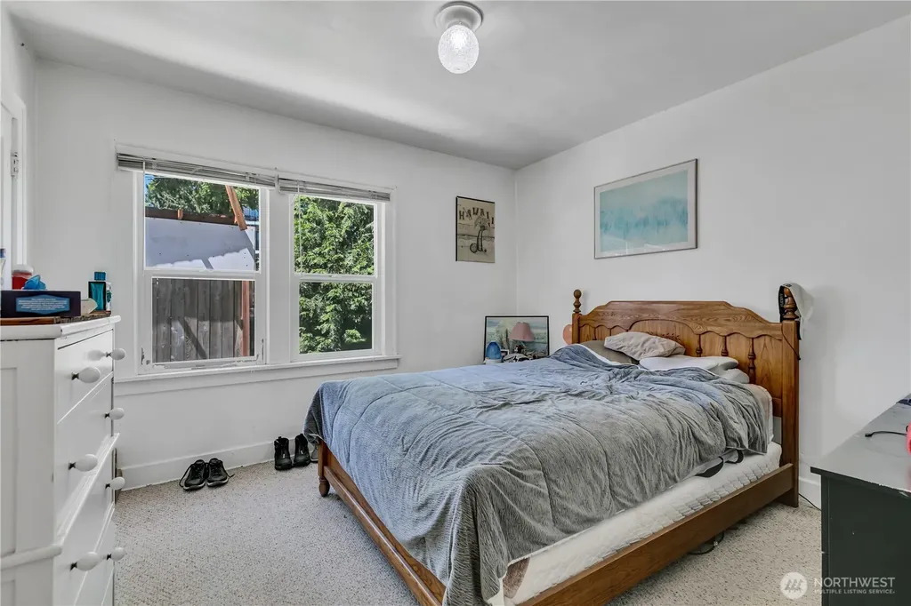 13025 Ambaum Boulevard SW Burien WA 98146