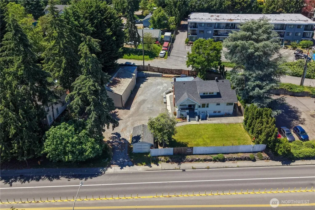 13025 Ambaum Boulevard SW Burien WA 98146