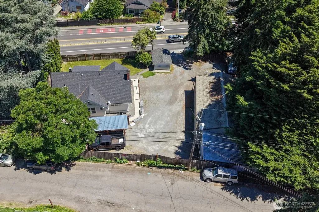 13025 Ambaum Boulevard SW Burien WA 98146