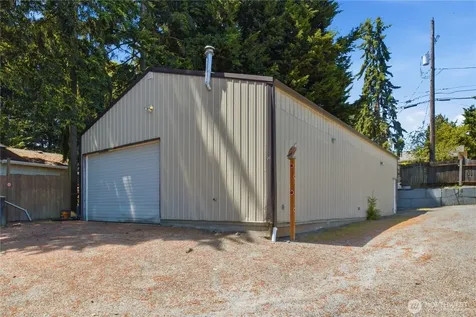 13025 Ambaum Boulevard SW Burien WA 98146