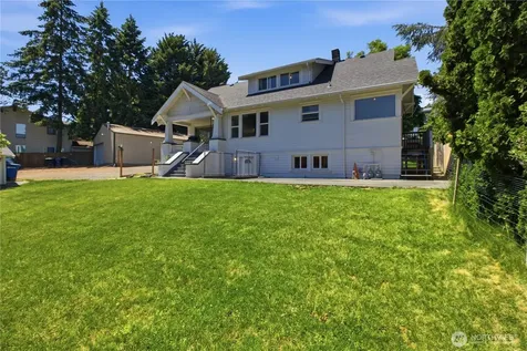 13025 Ambaum Boulevard SW Burien WA 98146