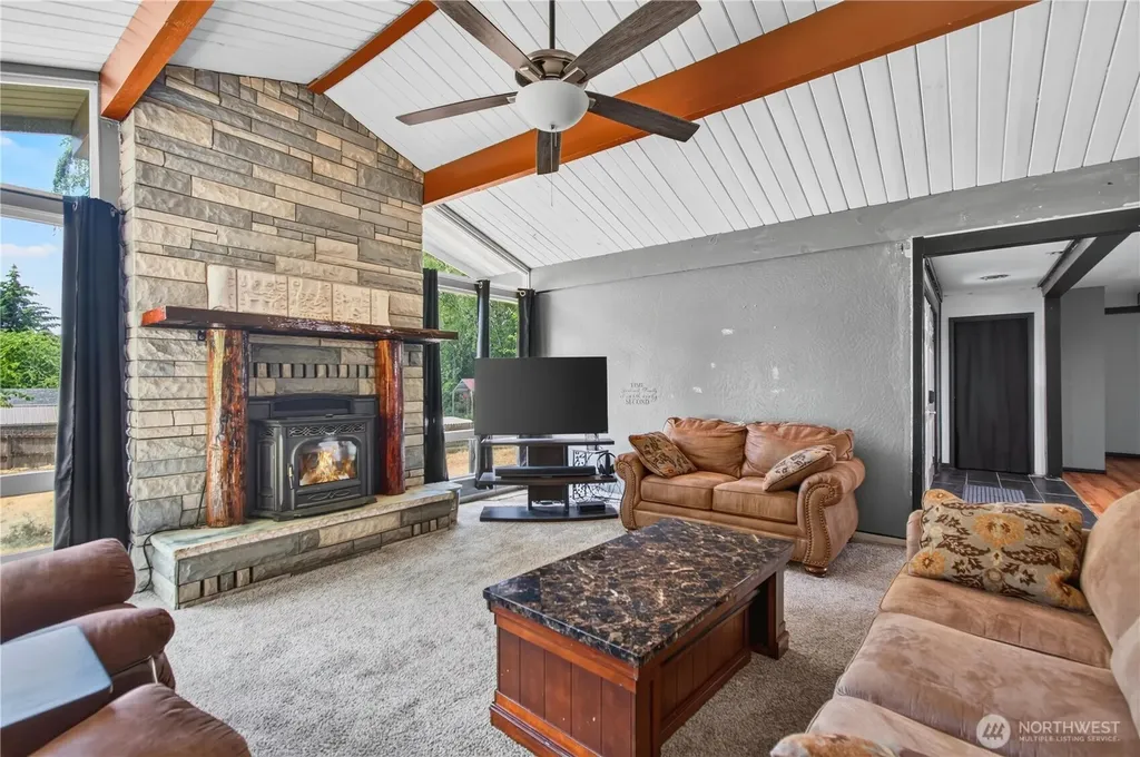 103 Pare Road Kelso WA 98626