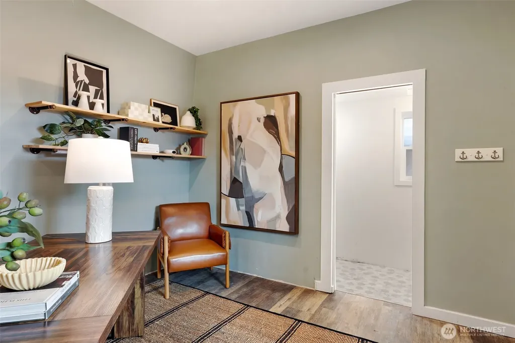 516 W Howe Street Seattle WA 98119