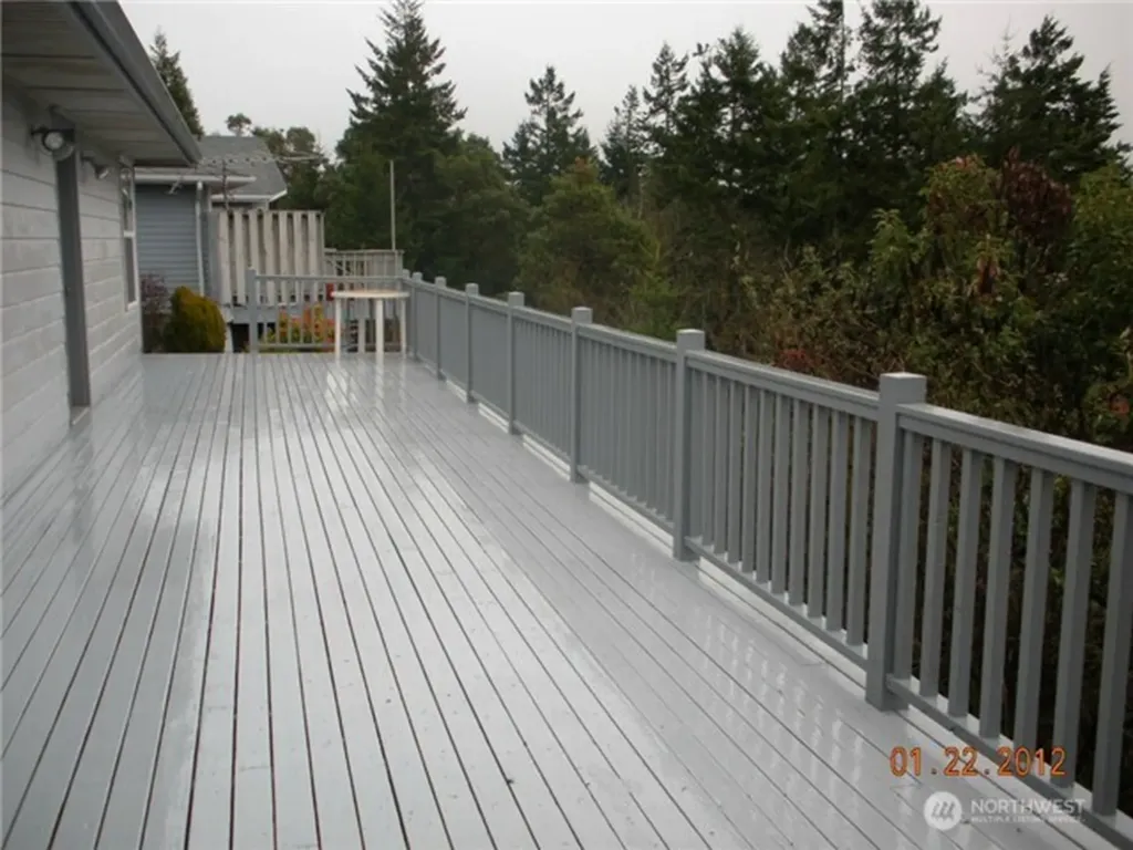 91 Brittany Lane Sequim WA 98382