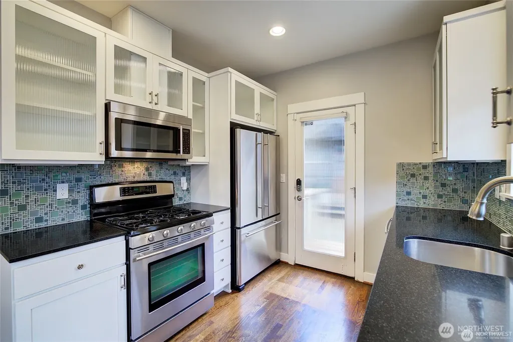 2213 NW 60th Street Seattle WA 98107