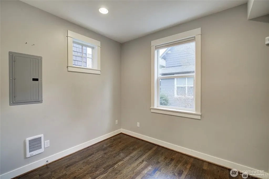 2213 NW 60th Street Seattle WA 98107