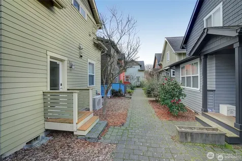 2213 NW 60th Street Seattle WA 98107