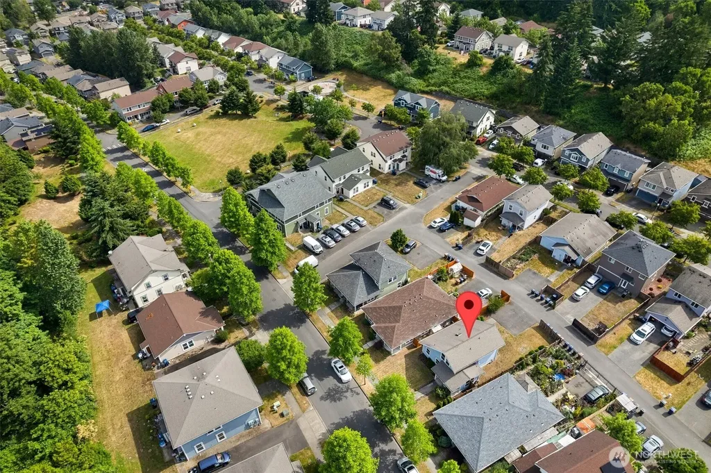 4127 E T Street Tacoma WA 98404