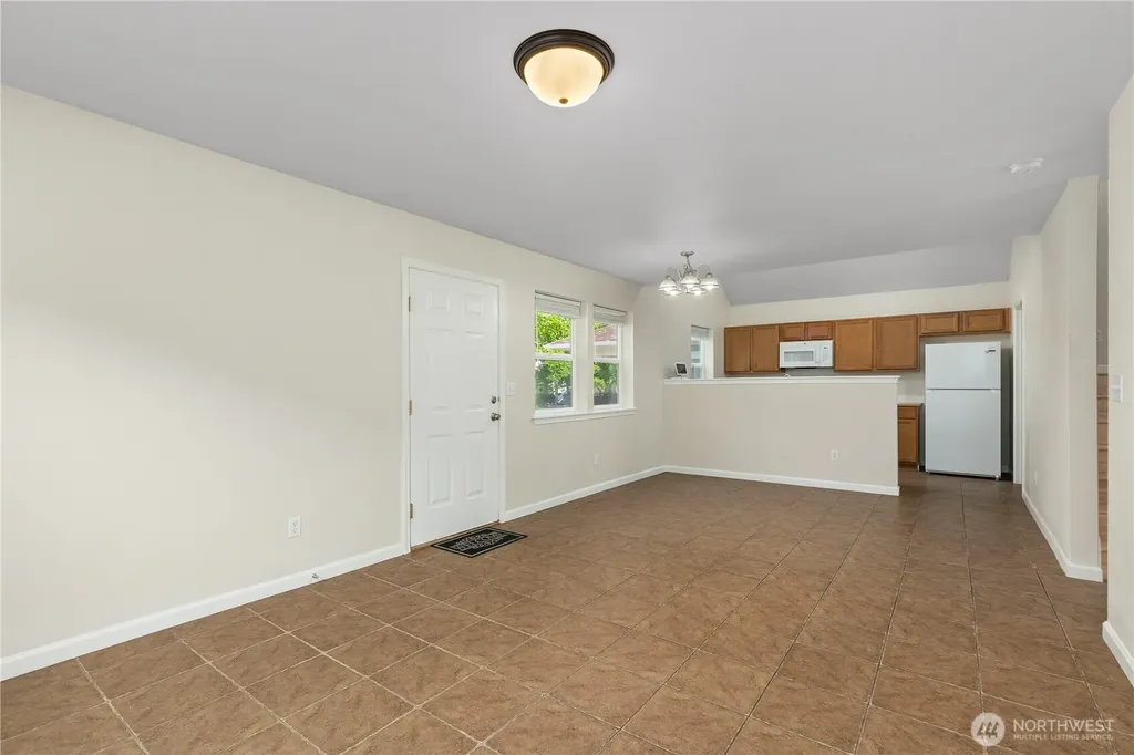 4127 E T Street Tacoma WA 98404