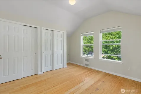 4127 E T Street Tacoma WA 98404