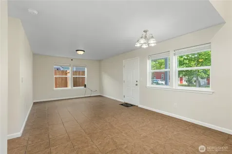 4127 E T Street Tacoma WA 98404