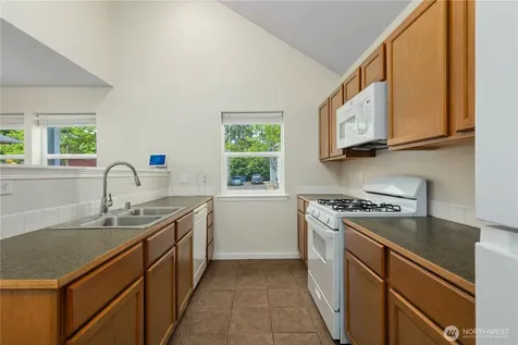 4127 E T Street Tacoma WA 98404