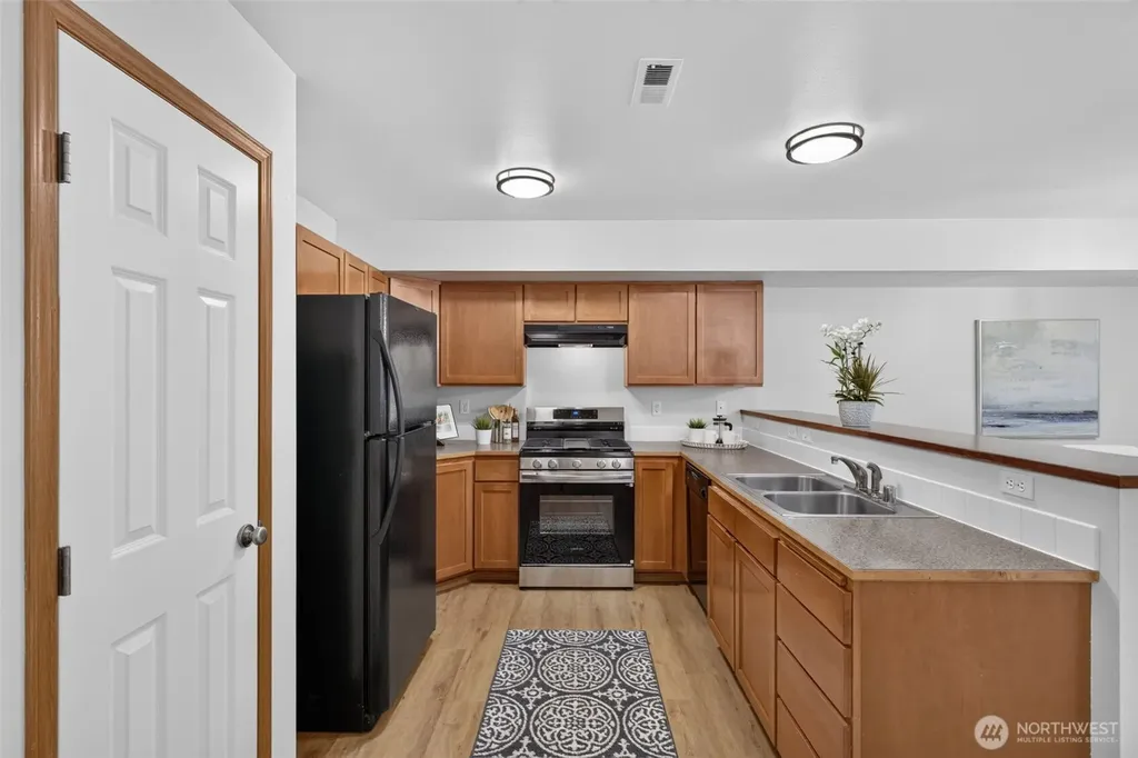 4929 104th Place NE Marysville WA 98270
