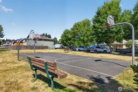 4929 104th Place NE Marysville WA 98270