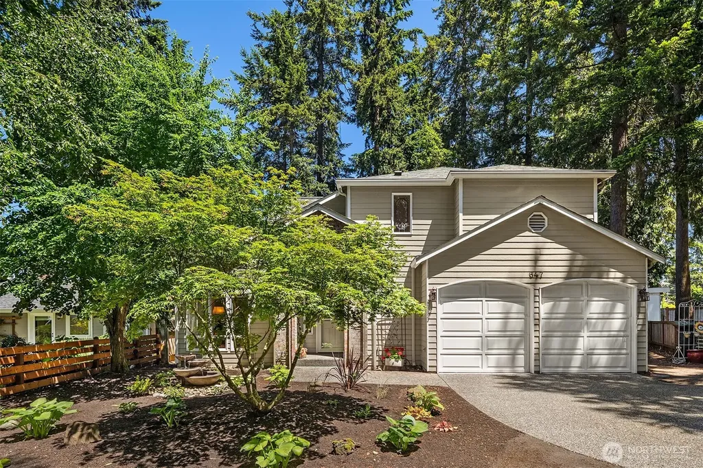 647 Edmonds Way Edmonds WA 98020