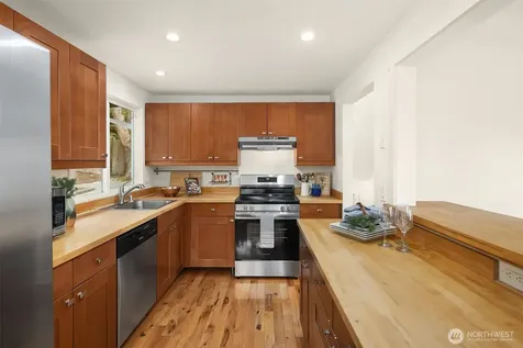 14011 98th Avenue NE Kirkland WA 98034