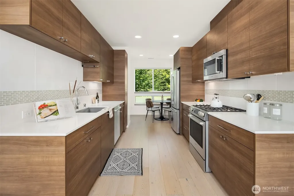 1809 13th Avenue Seattle WA 98122