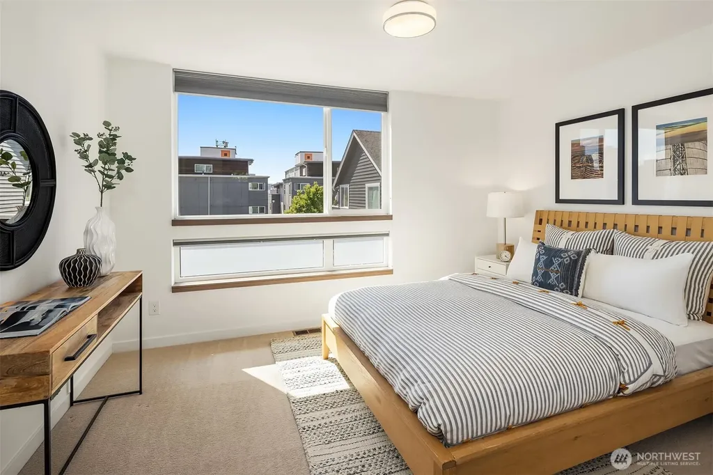 1809 13th Avenue Seattle WA 98122