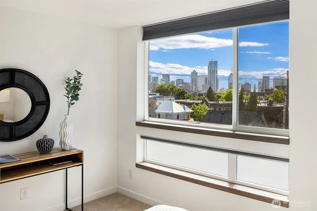 1809 13th Avenue Seattle WA 98122