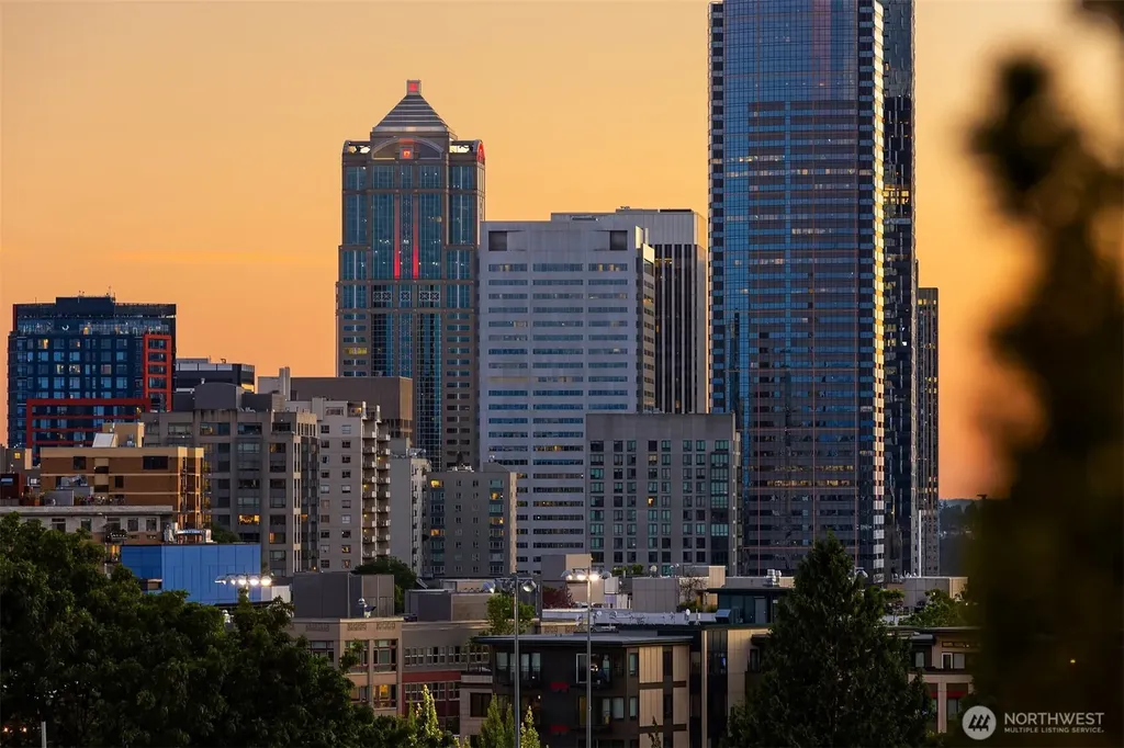 1809 13th Avenue Seattle WA 98122