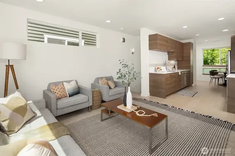 1809 13th Avenue Seattle WA 98122
