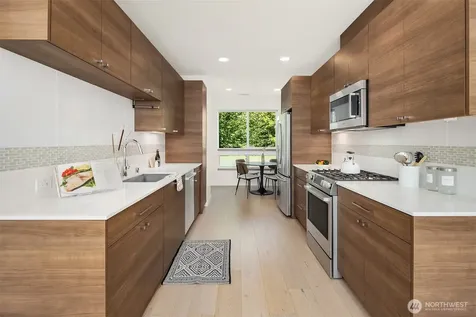 1809 13th Avenue Seattle WA 98122