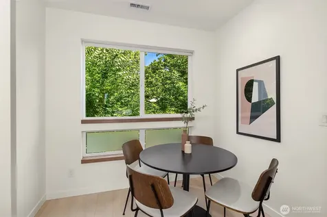 1809 13th Avenue Seattle WA 98122