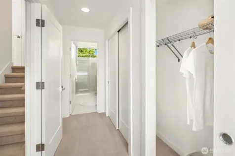 1809 13th Avenue Seattle WA 98122
